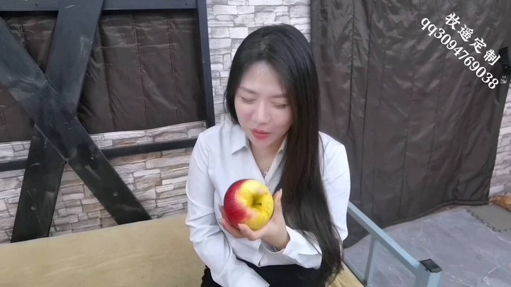 #牧遥工作室 我要让我的继母做我的母狗