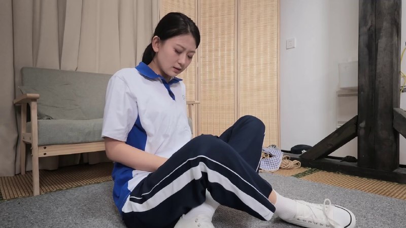 #象人工作室 花花 深圳校服三段式捆绑调教！蒙眼 并腿 M开腿 上