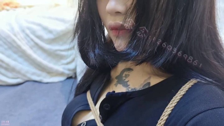 #司念念 肯豆风第四弹(黑色) 露脸 分腿紧缚+5·5大口球 失控模式和自动挠痒的双重折磨！.mp4