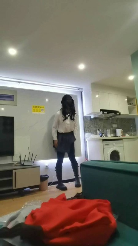 #hx0532 未完成主任的勾引任务的jk少女被主人处以绞刑，并大量失禁~黑丝+jk+绞刑+昏迷+勾引+露出+失禁+吊死.mp4