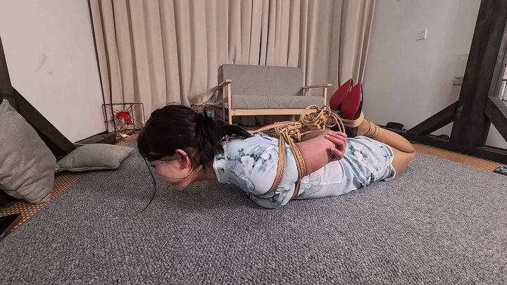 #象人工作室【花花】旗袍驷马 捆绑挣扎！